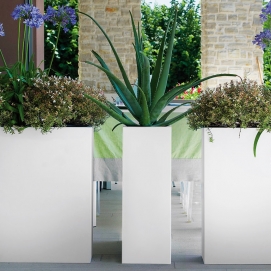 Kube High Slim flowerpot 